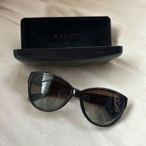Ralph Lauren tortoise shell polarized women’s sunglasses 🕶️